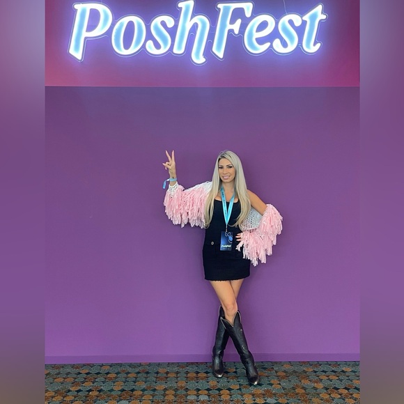 WANT TO BE NOTIFIED ON MY LIVE SHOWS ♥️OCPOSH30 ♥️ every night at 9 PM - Picture 5 of 16